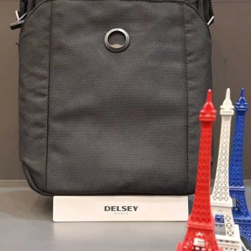 خرید کیف دوشی دلسی مدل پیک پوس رنگ مشکی دلسی ایران  - 00335411300 delsey paris  PICPUS delseyiran 1